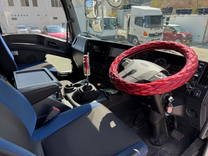 ��Ǽ�������դ�����ӥ�ȥ��󥸥�򴹺Ѥߡ�