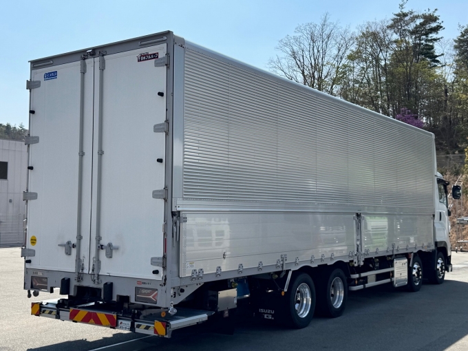 ��Ǽ�������դ�����ӥ�ȥ��󥸥�򴹺Ѥߡ�