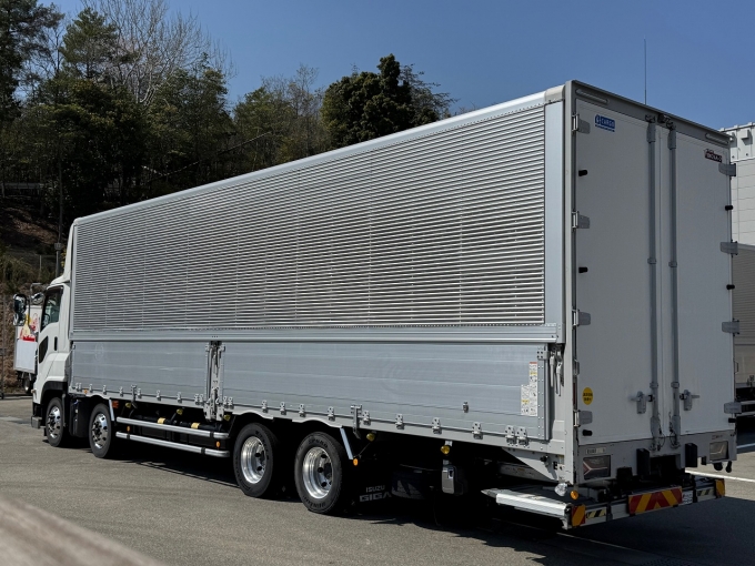 ��Ǽ�������դ�����ӥ�ȥ��󥸥�򴹺Ѥߡ�